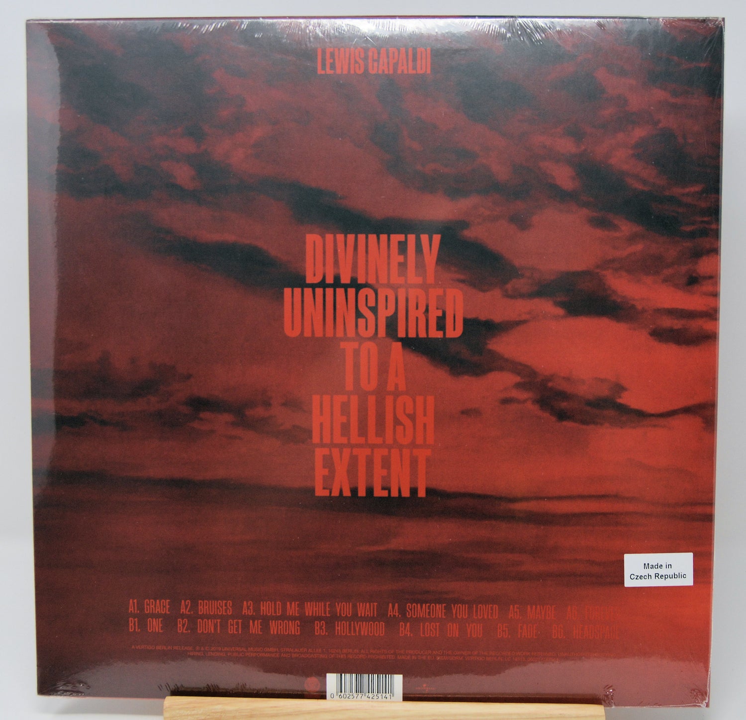 Capaldi, Lewis - Divinely Uninspired To A Hellish Extent