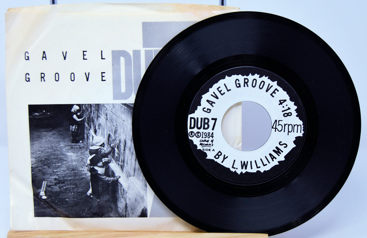 Dub 7 - Gavel Groove