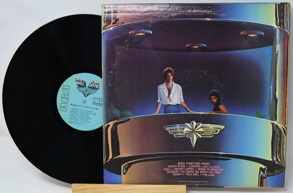 Hall & Oates - Bigger Than Both Of Us
