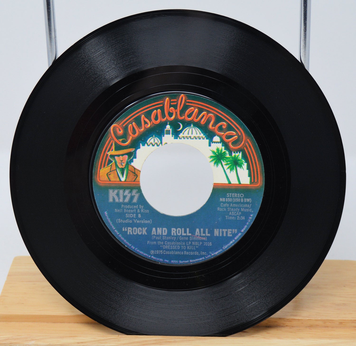 Kiss - Rock And Roll All Night