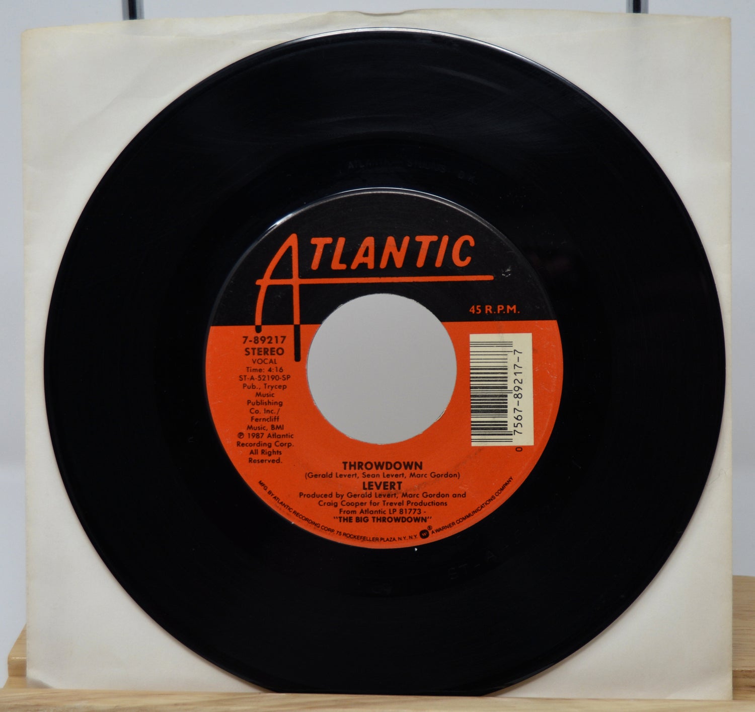 Levert - Casanova / Throwdown
