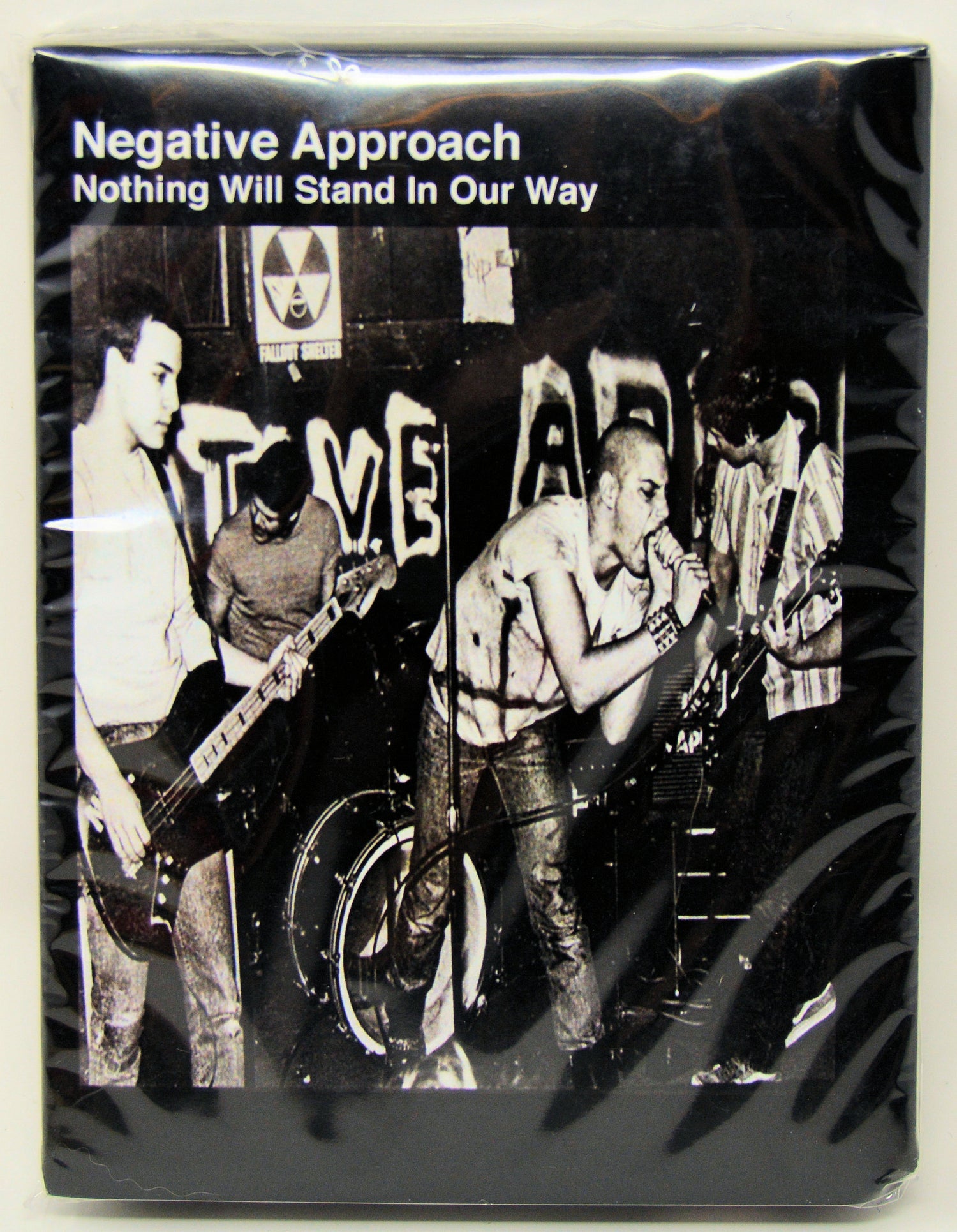Negative Approach - Nothing Will Stand In Our Way (8 Track)