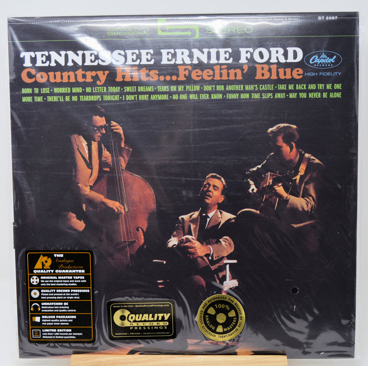 A sealed vinyl record sleeve for Tennessee Ernie Ford's 'Country Hits.