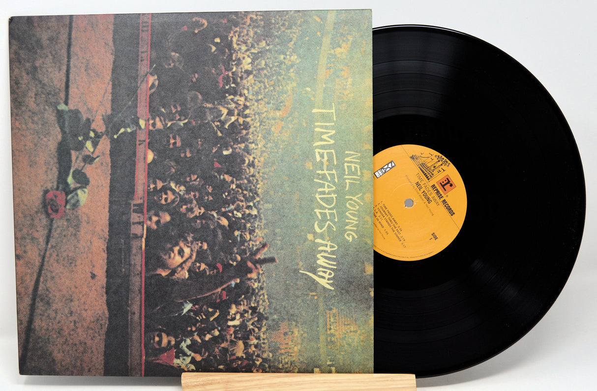 Young, Neil - Time Fades Away