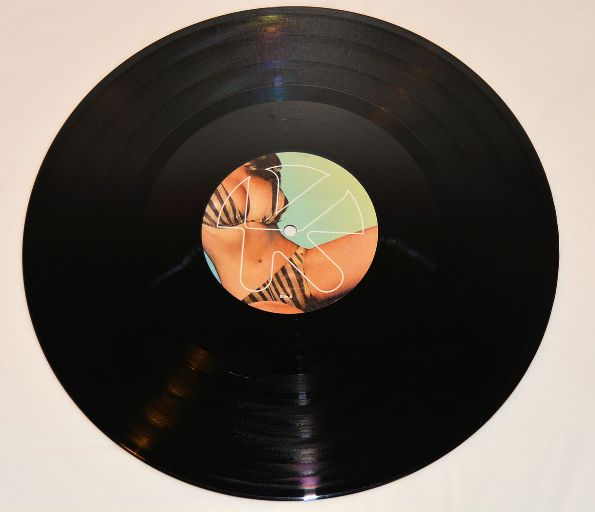 2 In A Room - Wiggle It