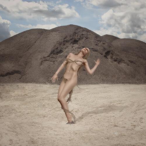 Kinlaw - Tipping The Scales