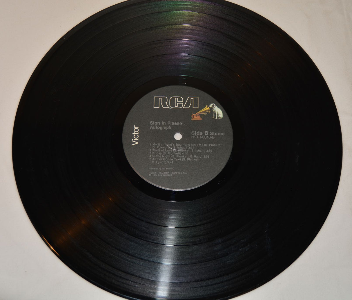 Autograph - Sign In Please