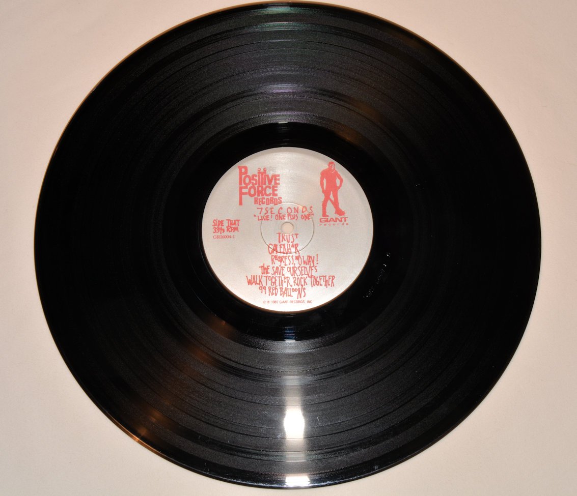 7 Seconds - Live! One Plus One