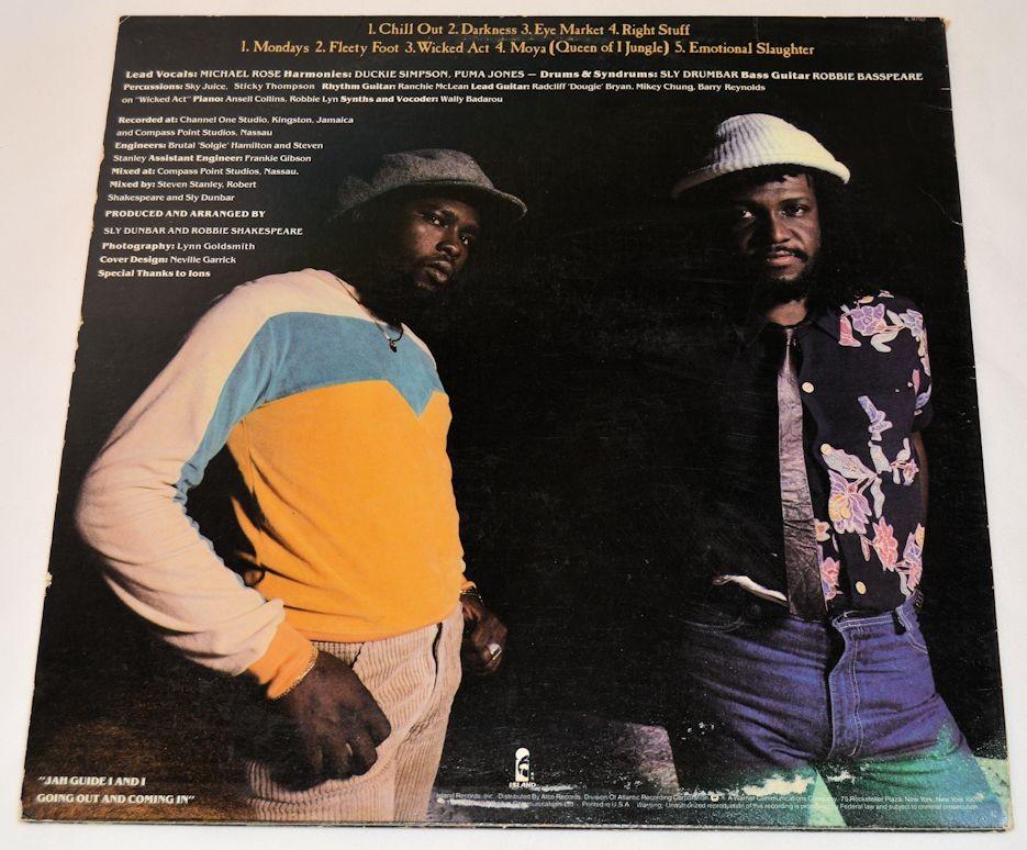 Black Uhuru - Chill Out