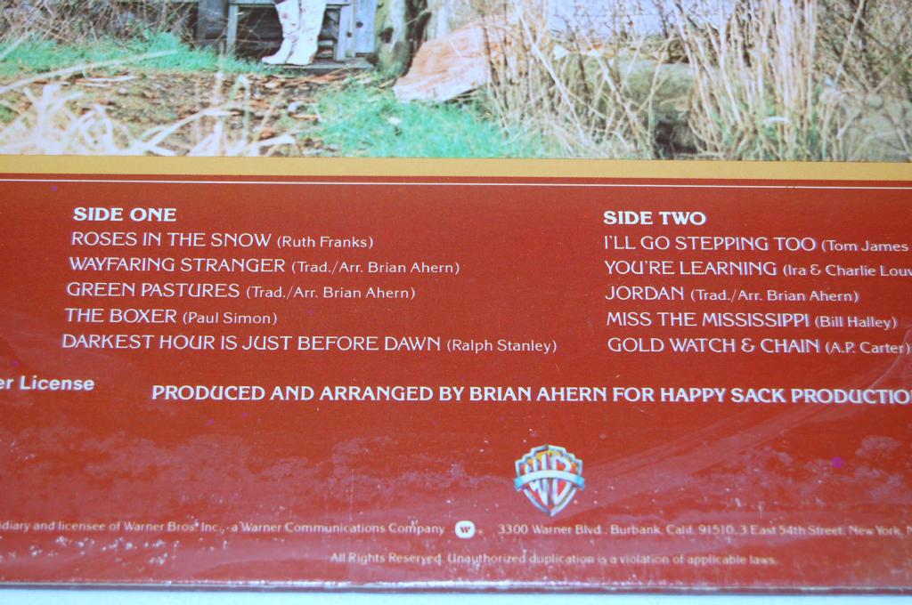 Harris, Emmylou - Roses In The Snow