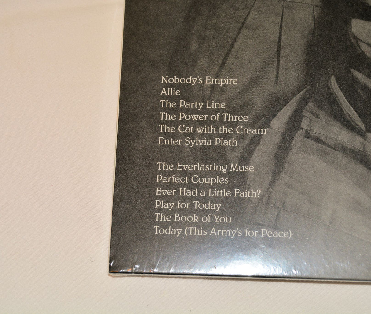 Belle & Sebastian - Girls In Peacetime Want To Dance