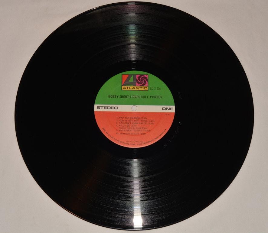 Short, Bobby - Loves Cole Porter