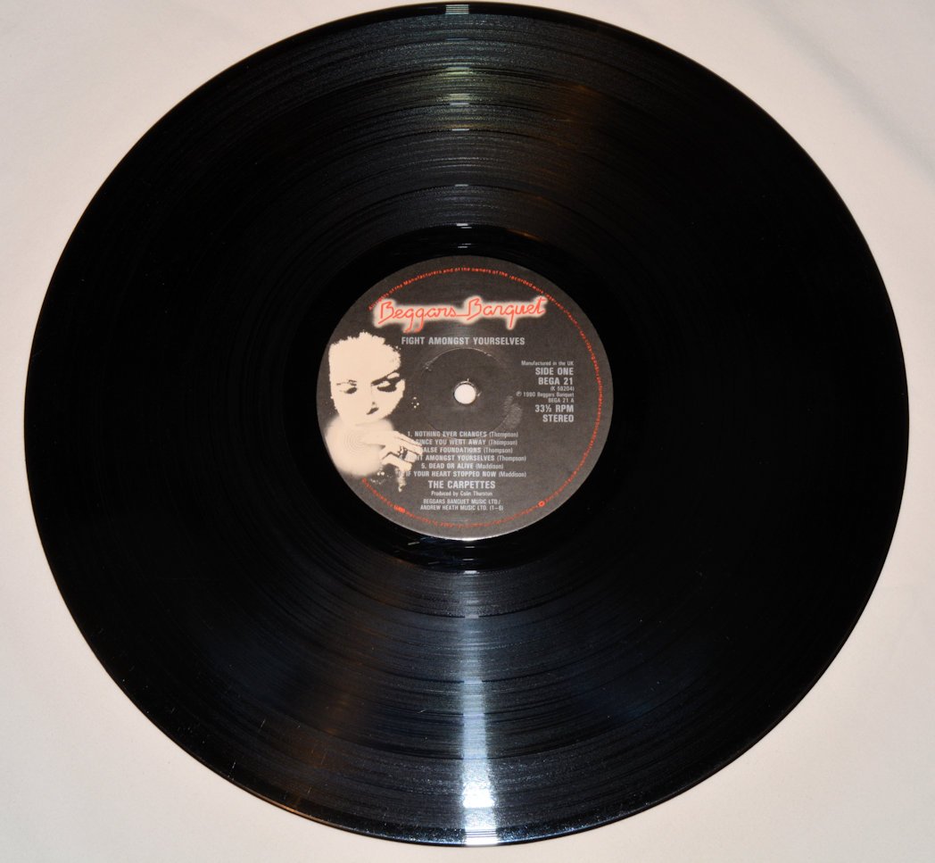 Carpettes - Fight Amongst Yourselves