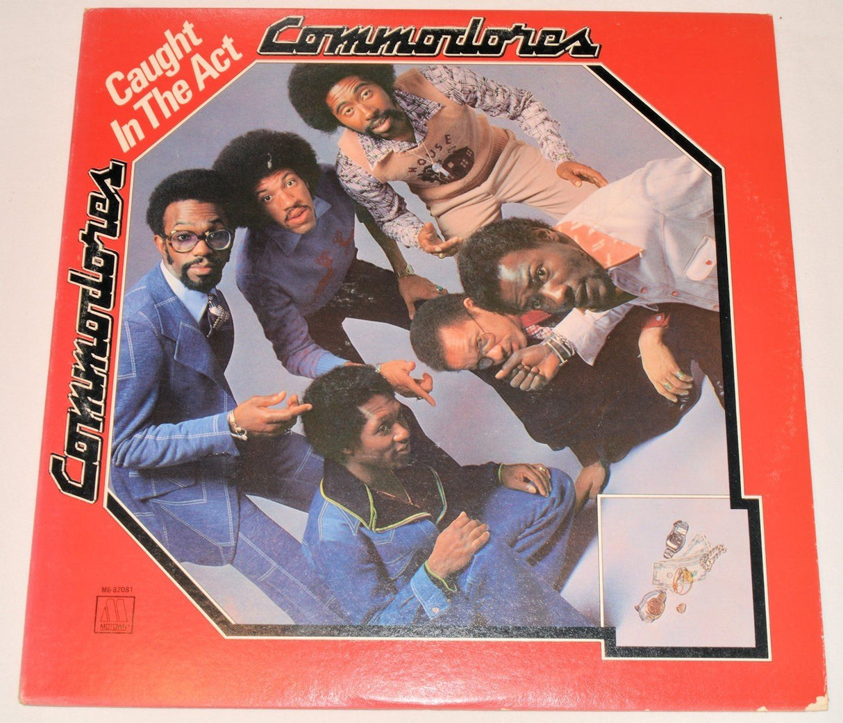Commodores - Caught In The Act