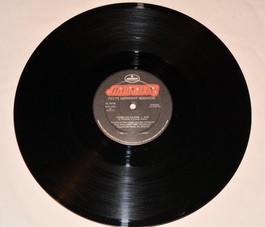 Dexys Midnight Runners - Come On Eileen