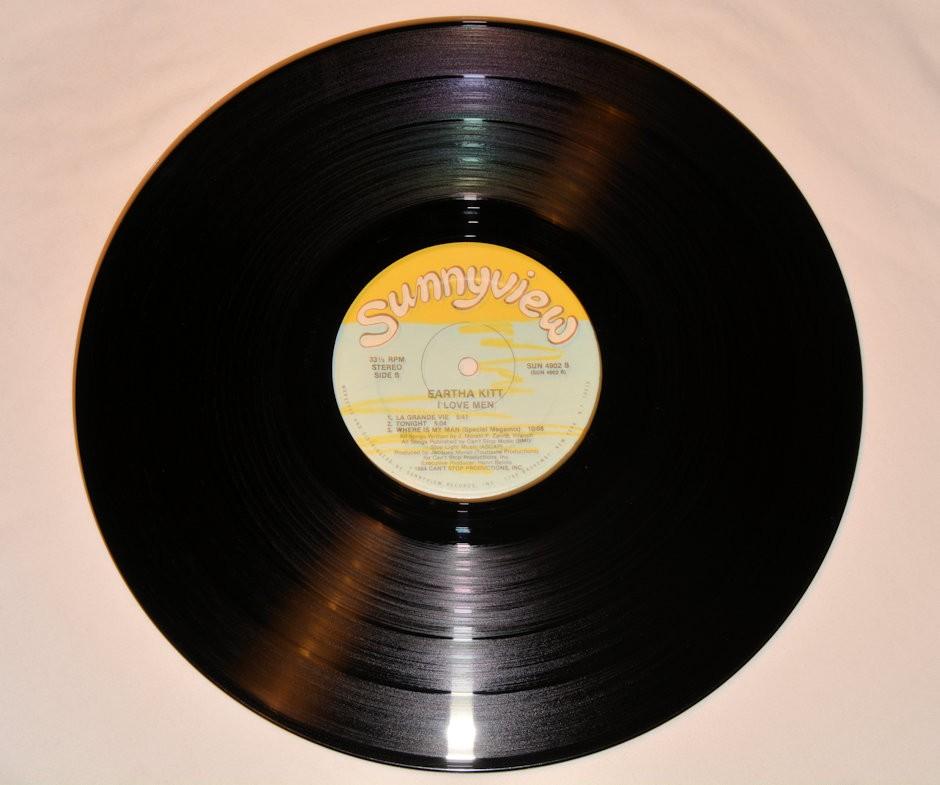 Kitt, Eartha - I Love Men