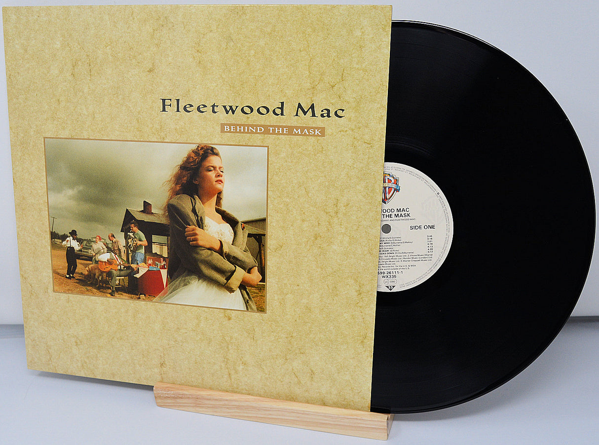 Fleetwood Mac – Behind The Mask