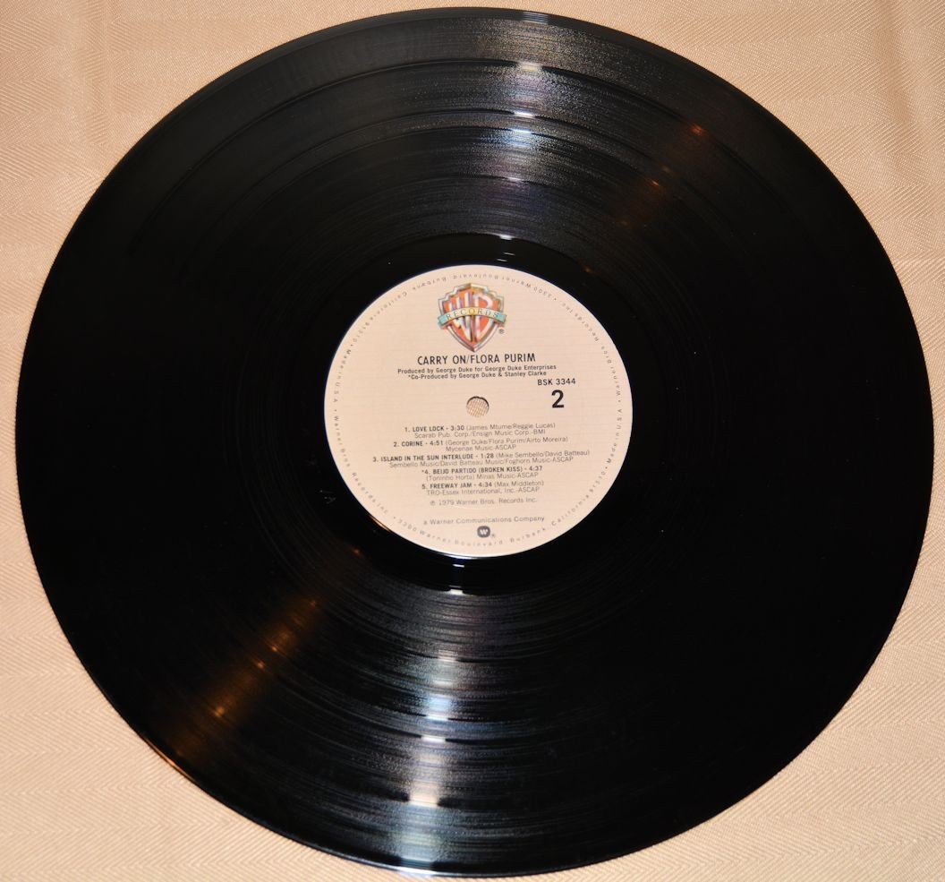 Purim, Flora - Carry On