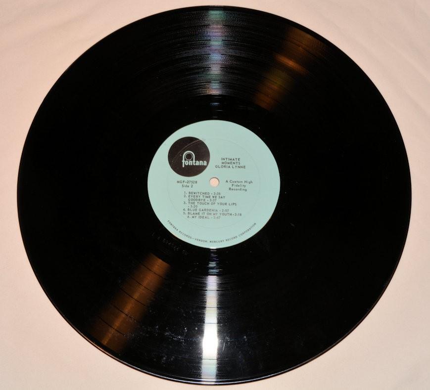 Lynne, Gloria - Intimate Moments