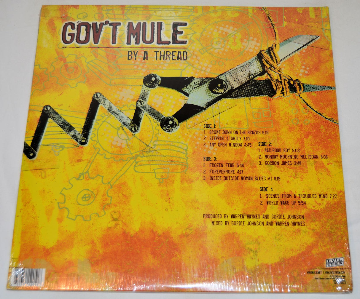 Gov't Mule - By A Thread