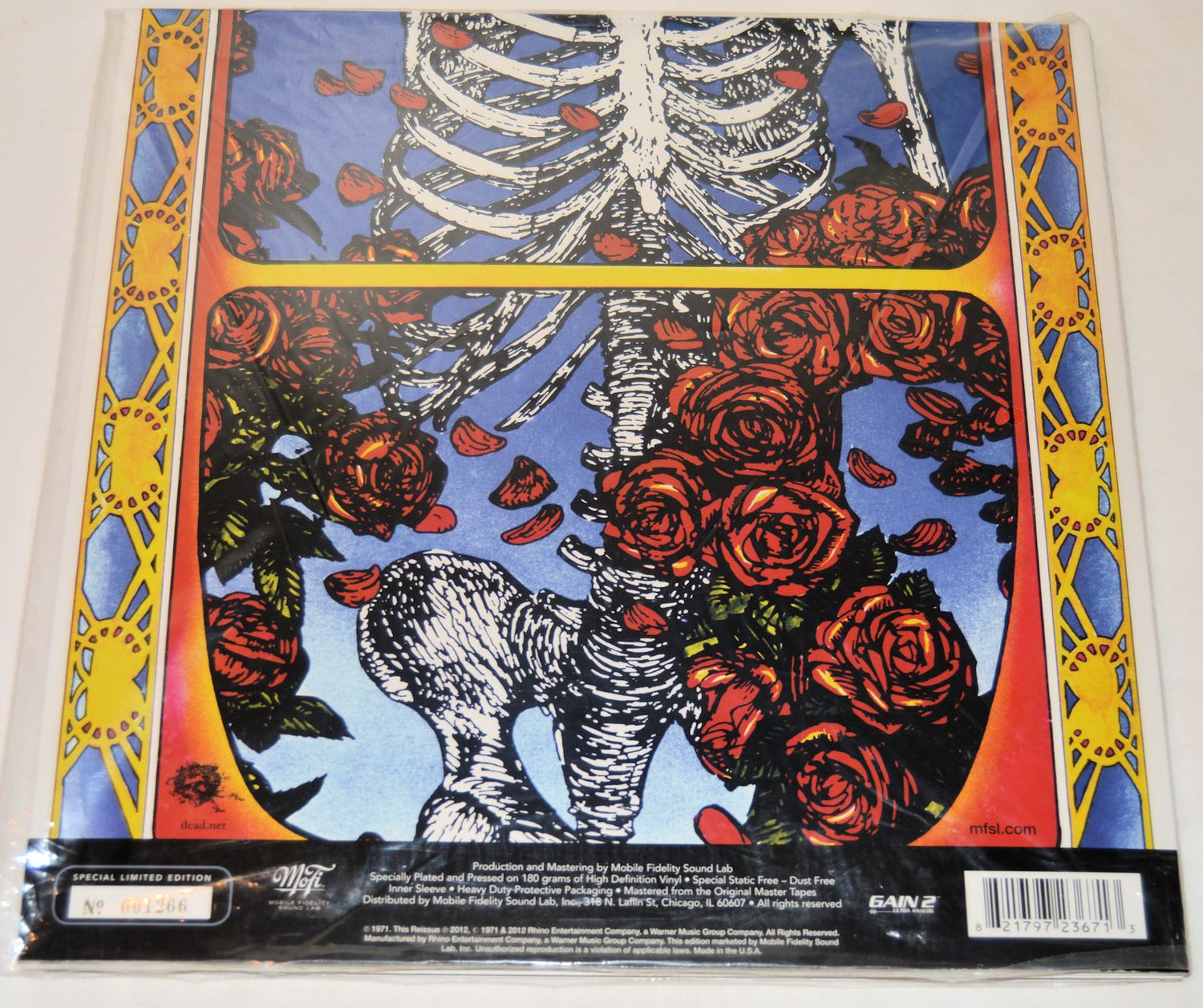 Grateful Dead - Skull & Roses