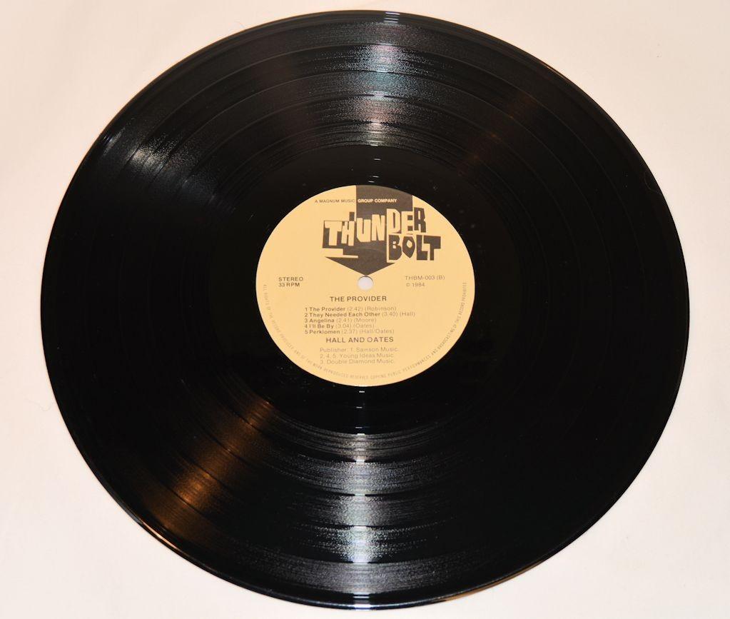 Hall & Oates - The Provider