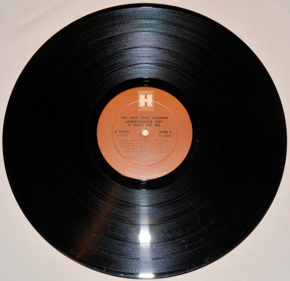 Turner, Ike & Tina - Something's Got A Hold On Me