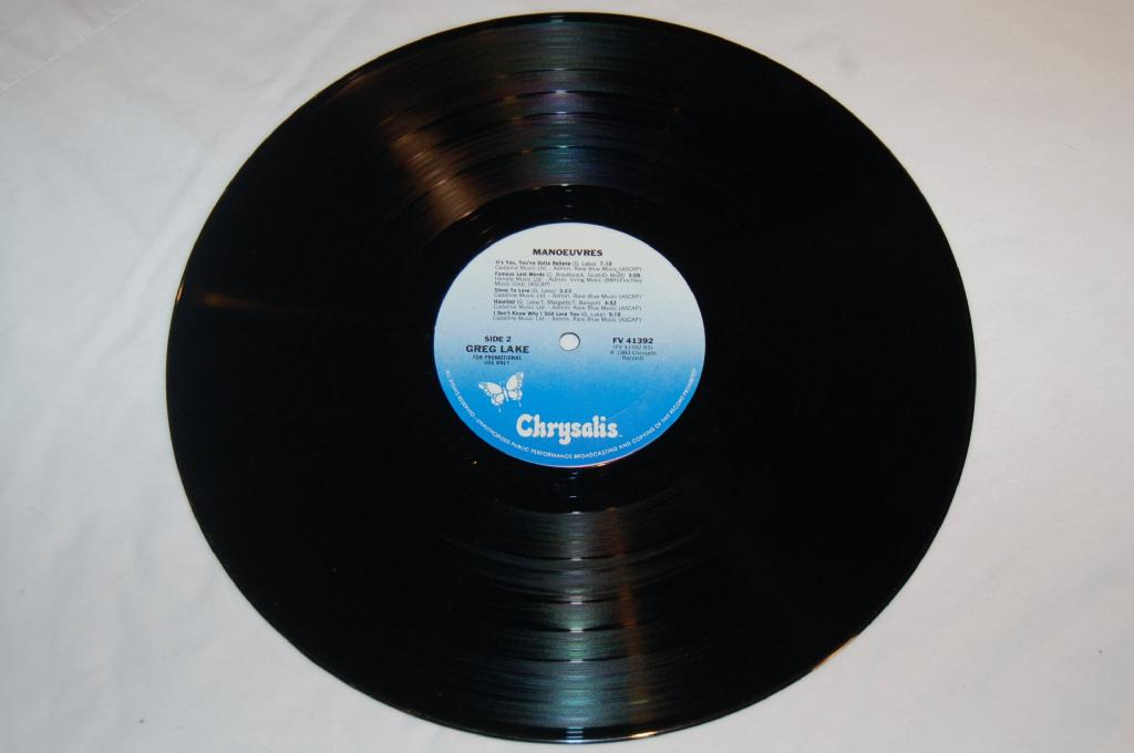 Lake, Greg - Manoeuvres