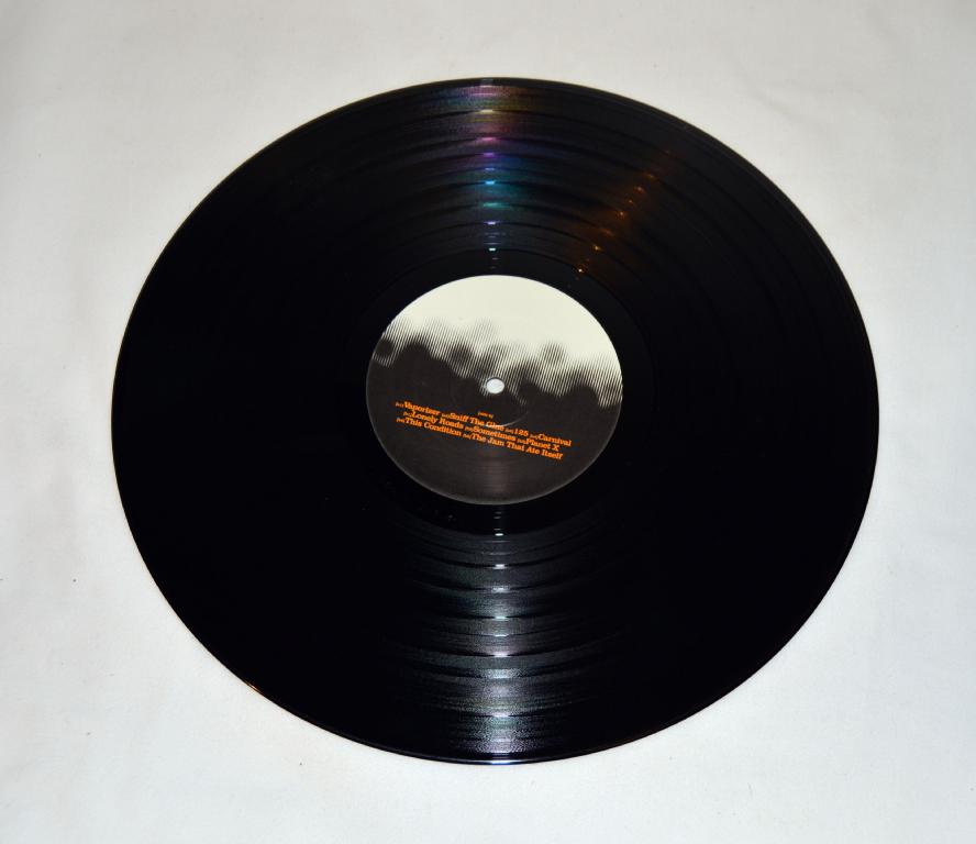 Lupine Howl - Carnivorous Lunar Activities