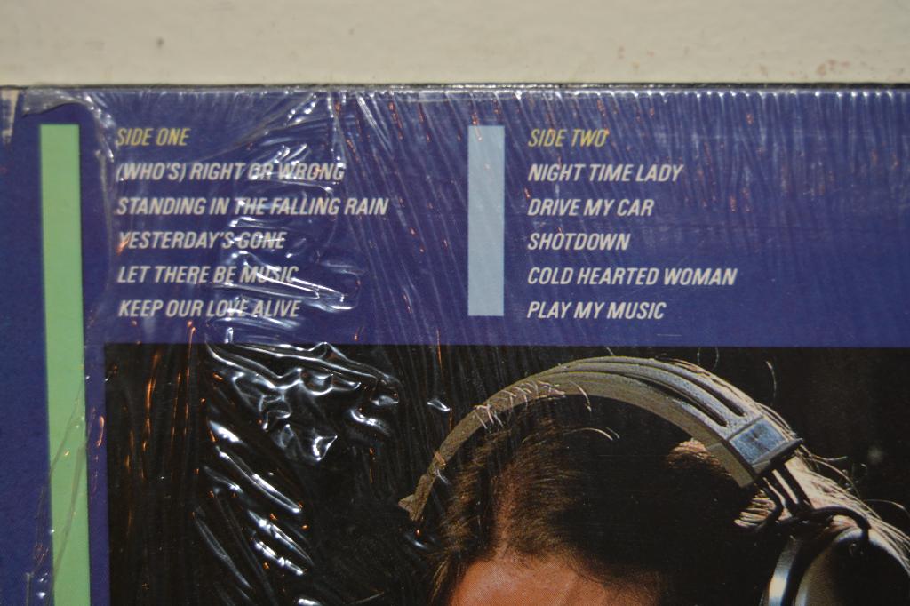 Van-Zant, Johnny - Round Two