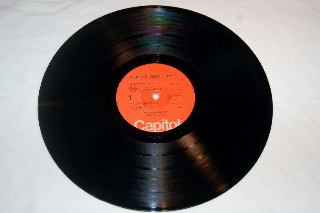 Status Quo - Live