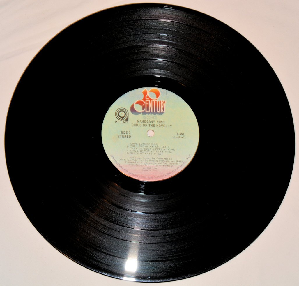 Mahogany Rush - Child Of The Novelty