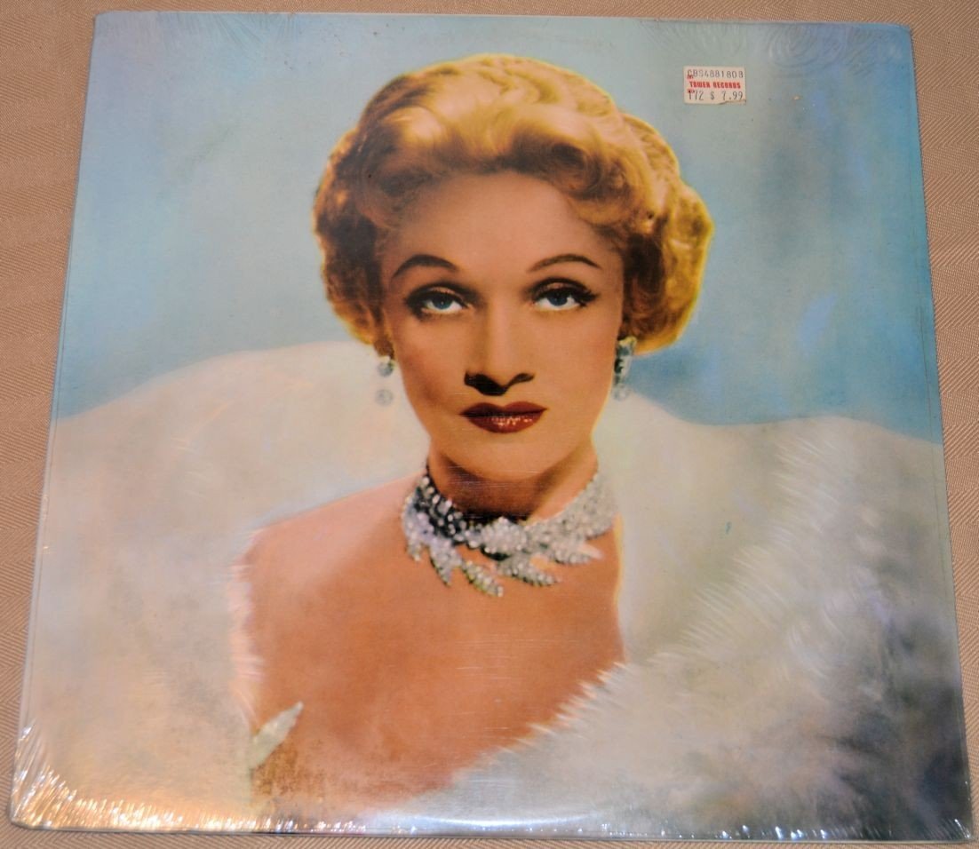 Dietrich, Marlene - At The Cafe De Paris