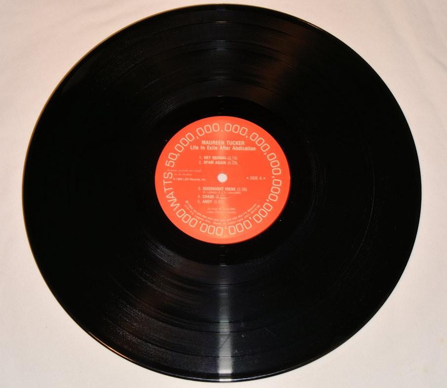 Tucker, Maureen - Life In Exile After Abdication