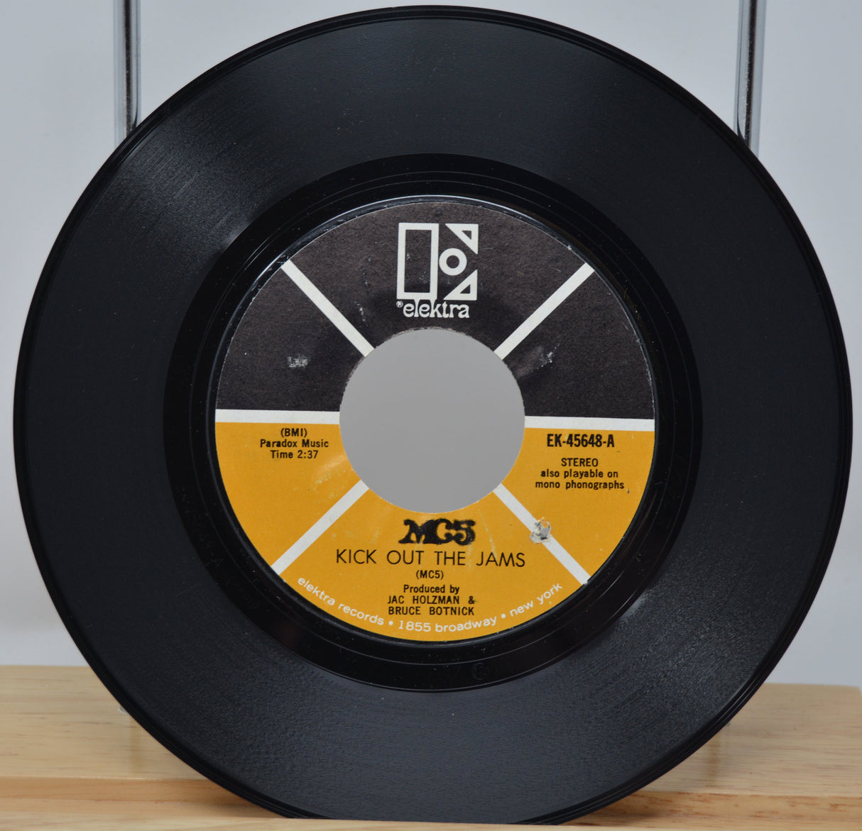 MC5 - Kick Out The Jams