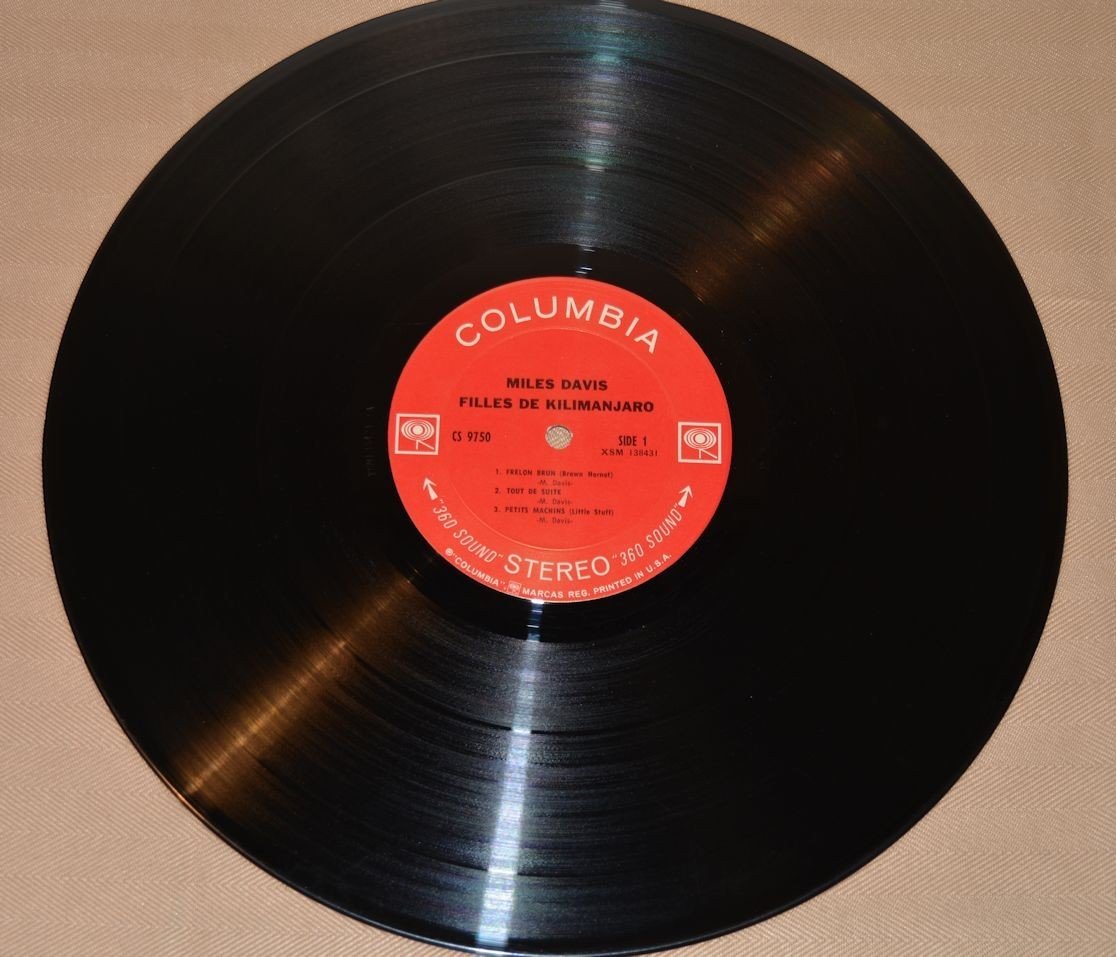 Davis, Miles - Filles De Kilimanjaro