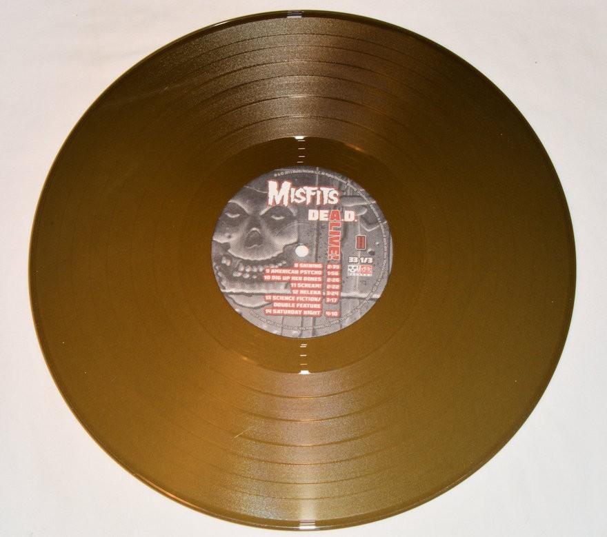 Misfits - Dead Alive