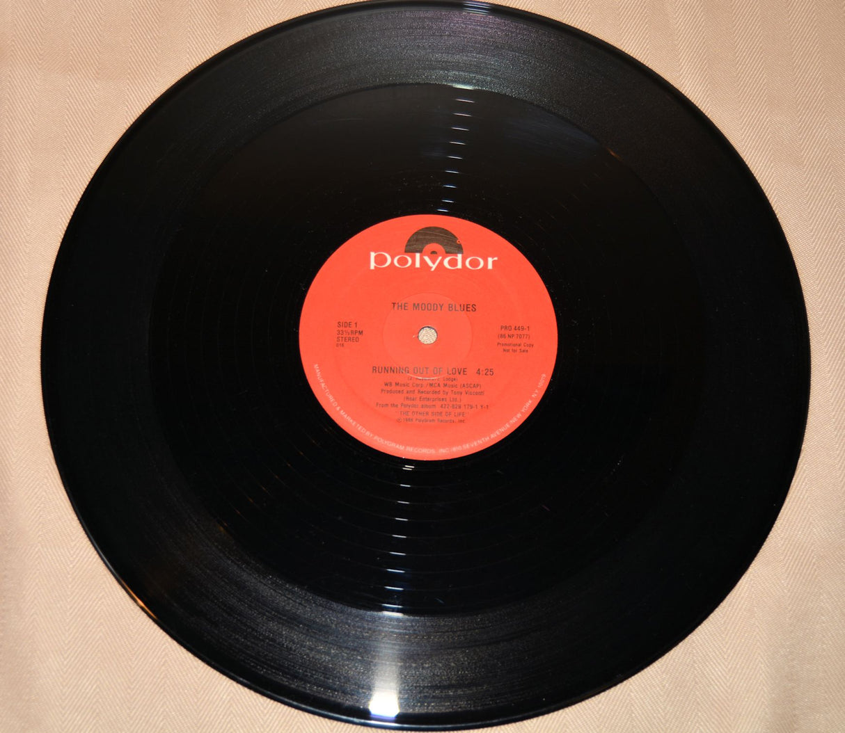 Moody Blues, The - Running Out Of Love