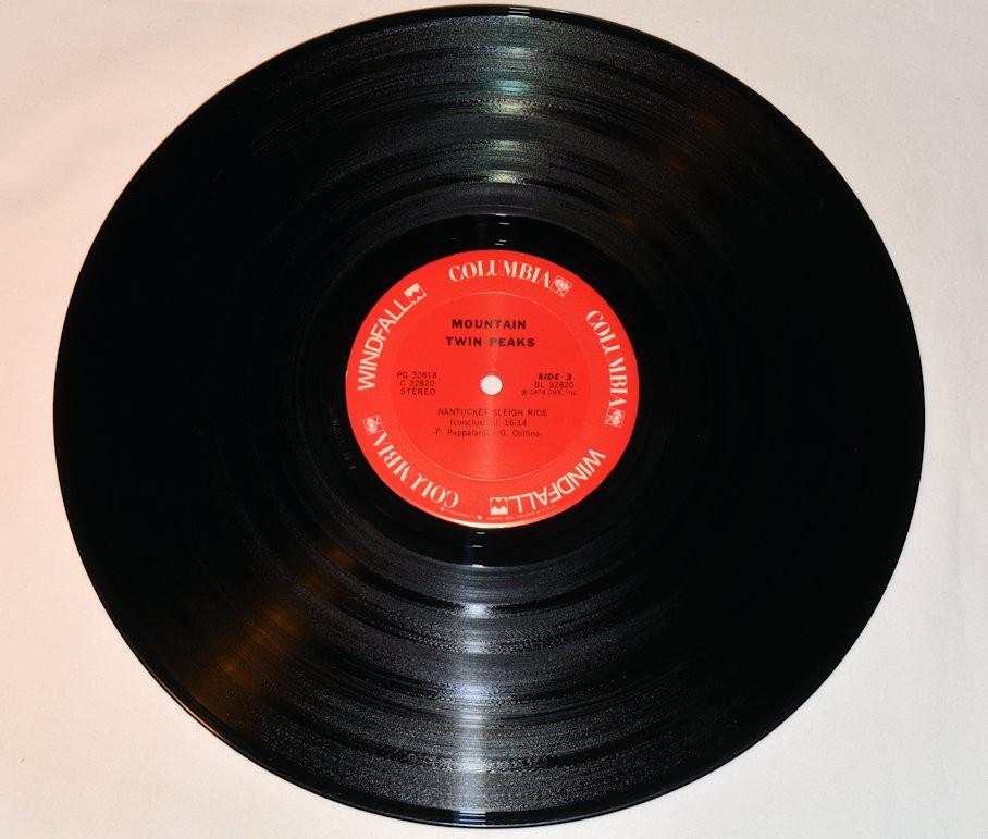 Mountain - Twin Peaks