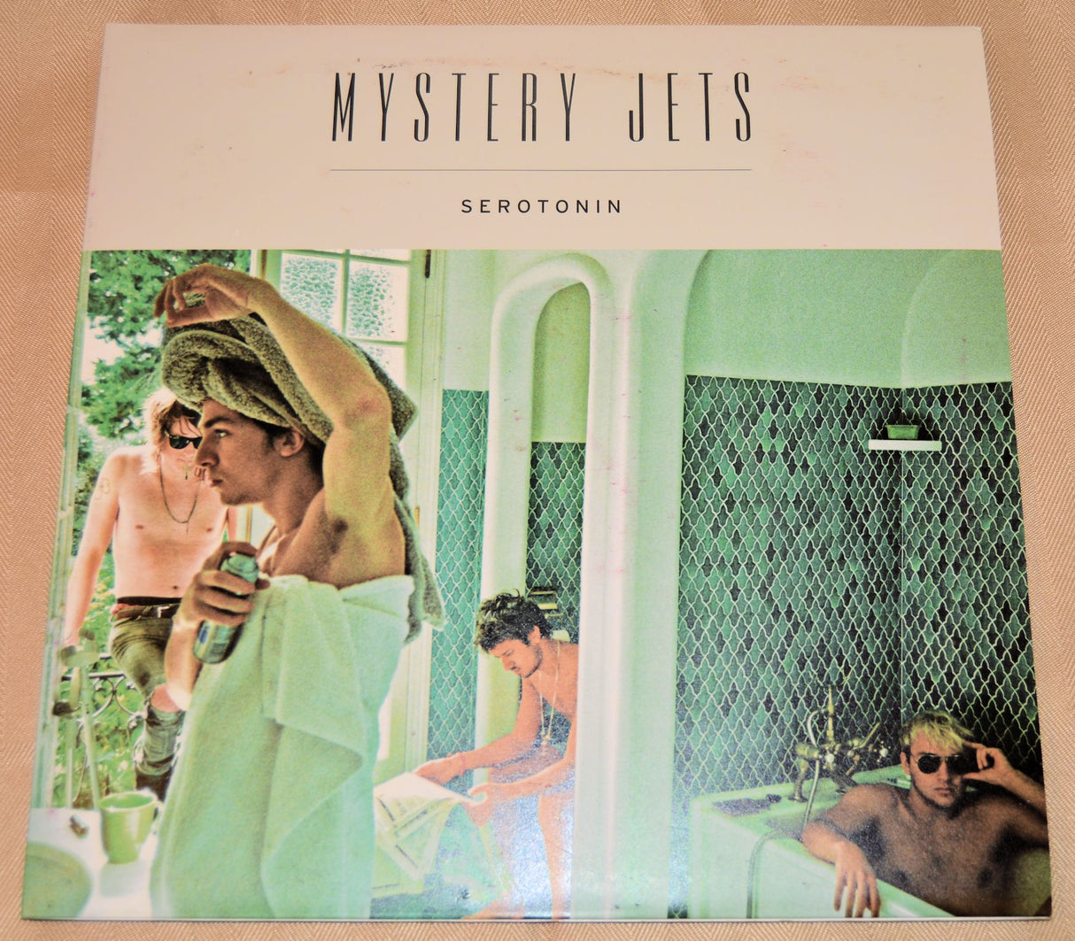 Mystery Jets - Serotonin