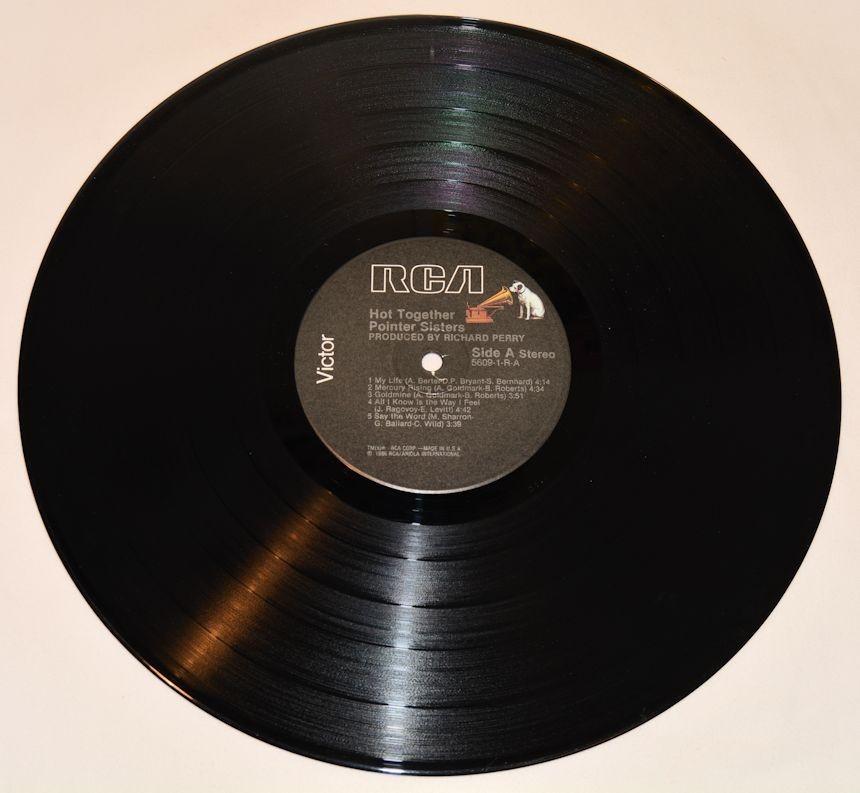 Pointer Sisters - Hot Together