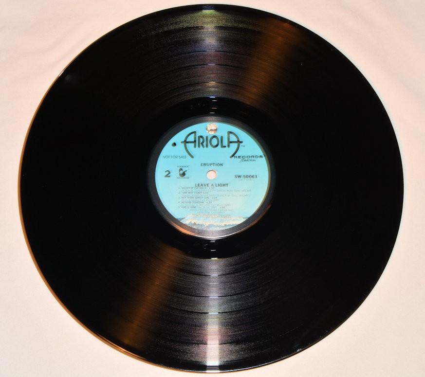 Wilson, Precious - Leave A Light