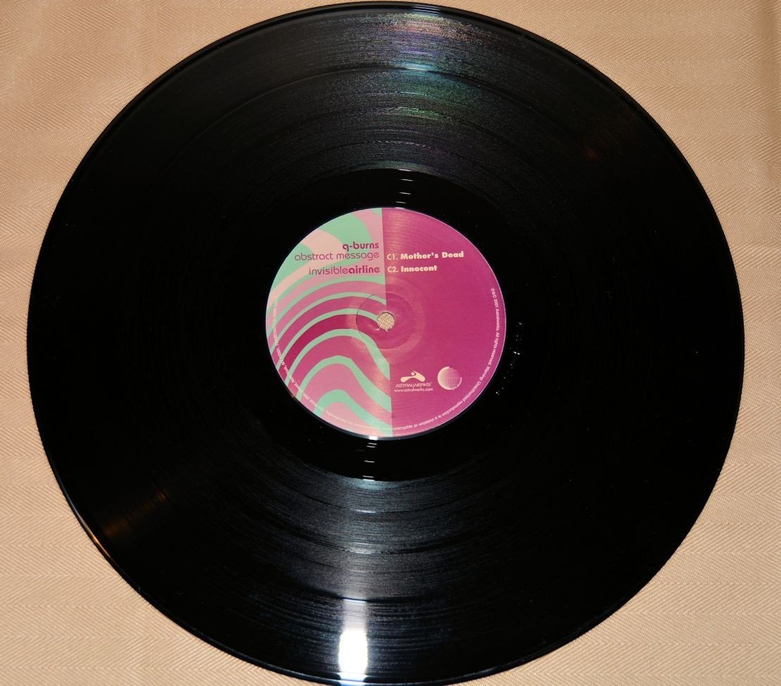 Q-Burns - Abstract Message