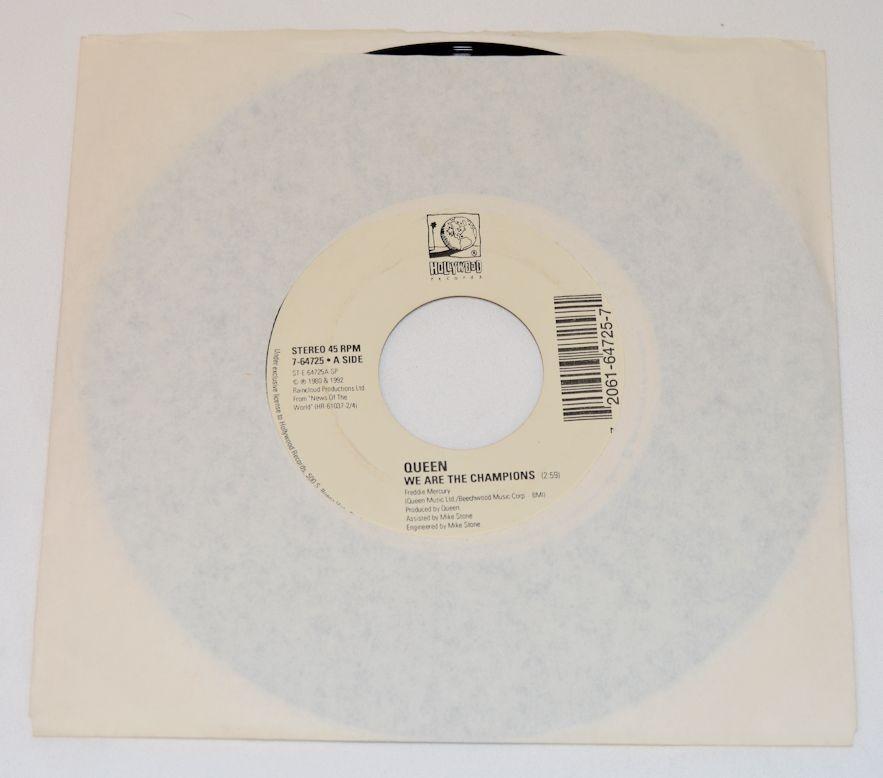 Queen - We Are The Champions