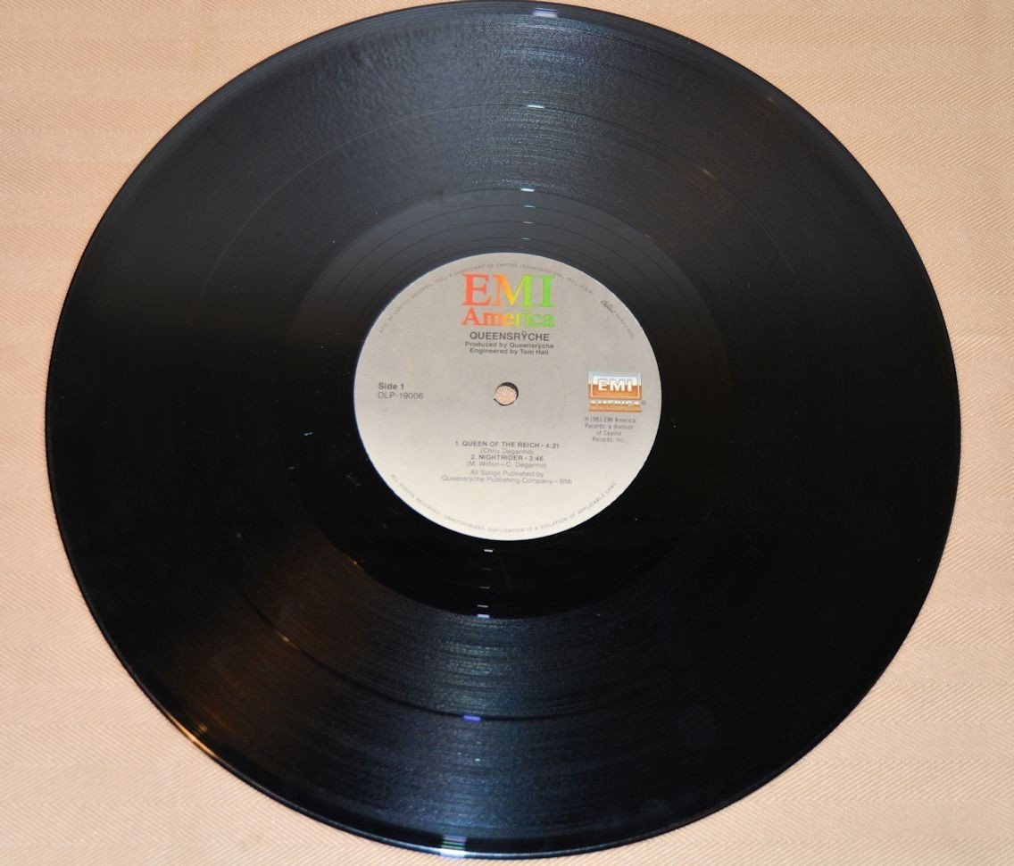 Queensryche - Queensryche