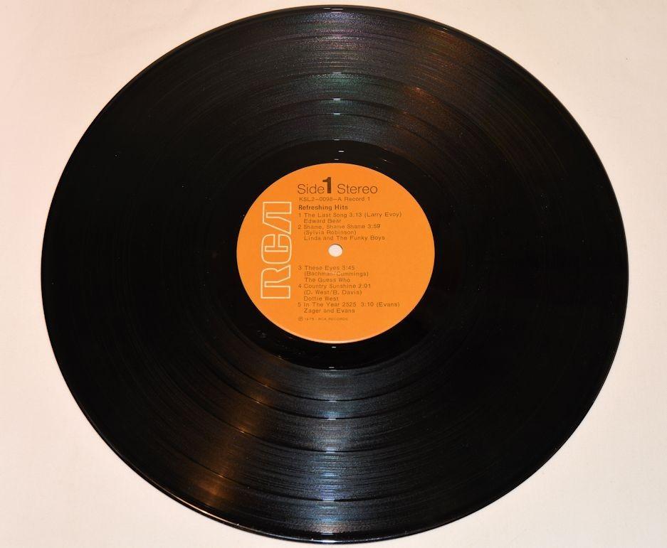 Various - Refreshing Hits