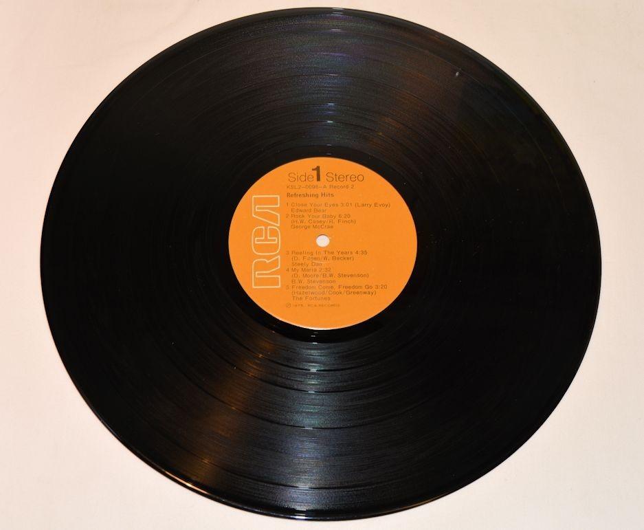 Various - Refreshing Hits