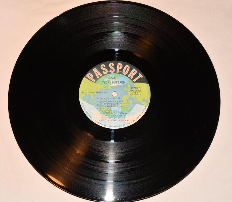 Tucky Buzzard - Buzzard