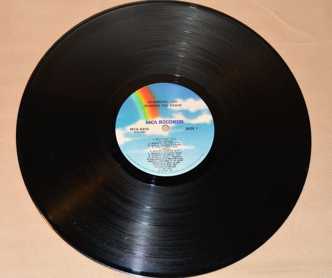 Wishbone Ash - Number The Brave