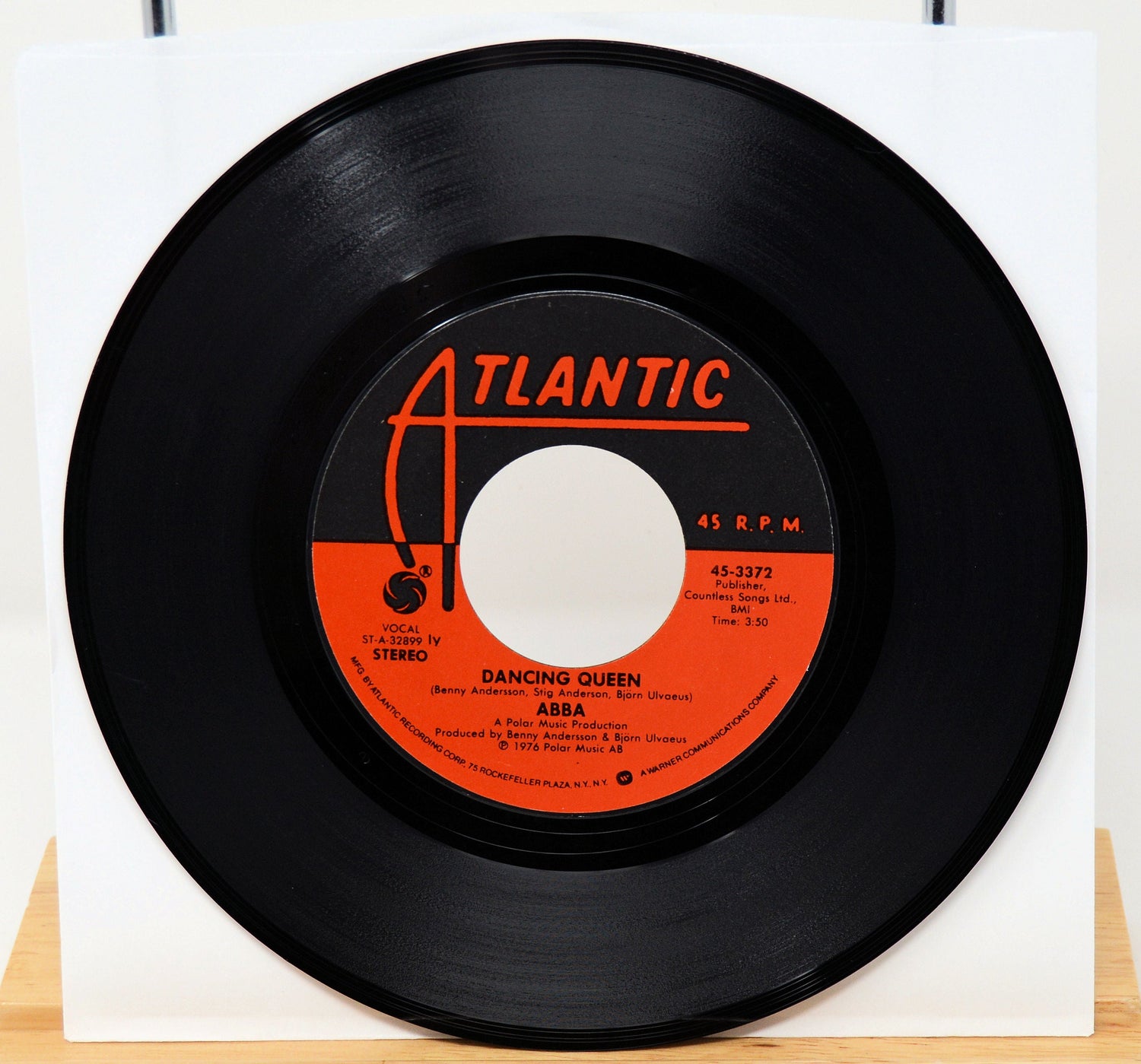 ABBA Dancing Queen 45 RPM Atlantic vinyl record label closeup